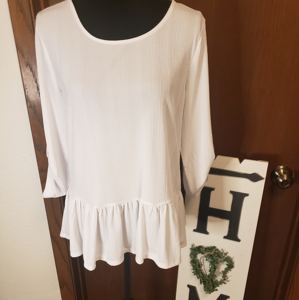 🛍Apt. 9 White Blouse